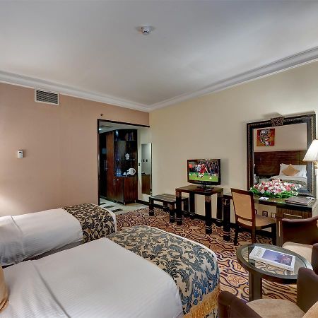 ชาร์ญะห์ พาเลซ โฮเต็ล Hotel ชาร์จาห์ ภายนอก รูปภาพ