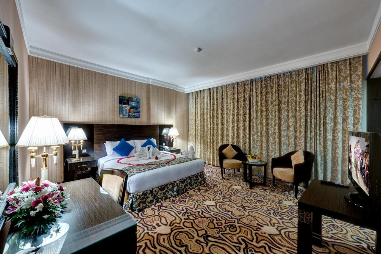 ชาร์ญะห์ พาเลซ โฮเต็ล Hotel ชาร์จาห์ ภายนอก รูปภาพ