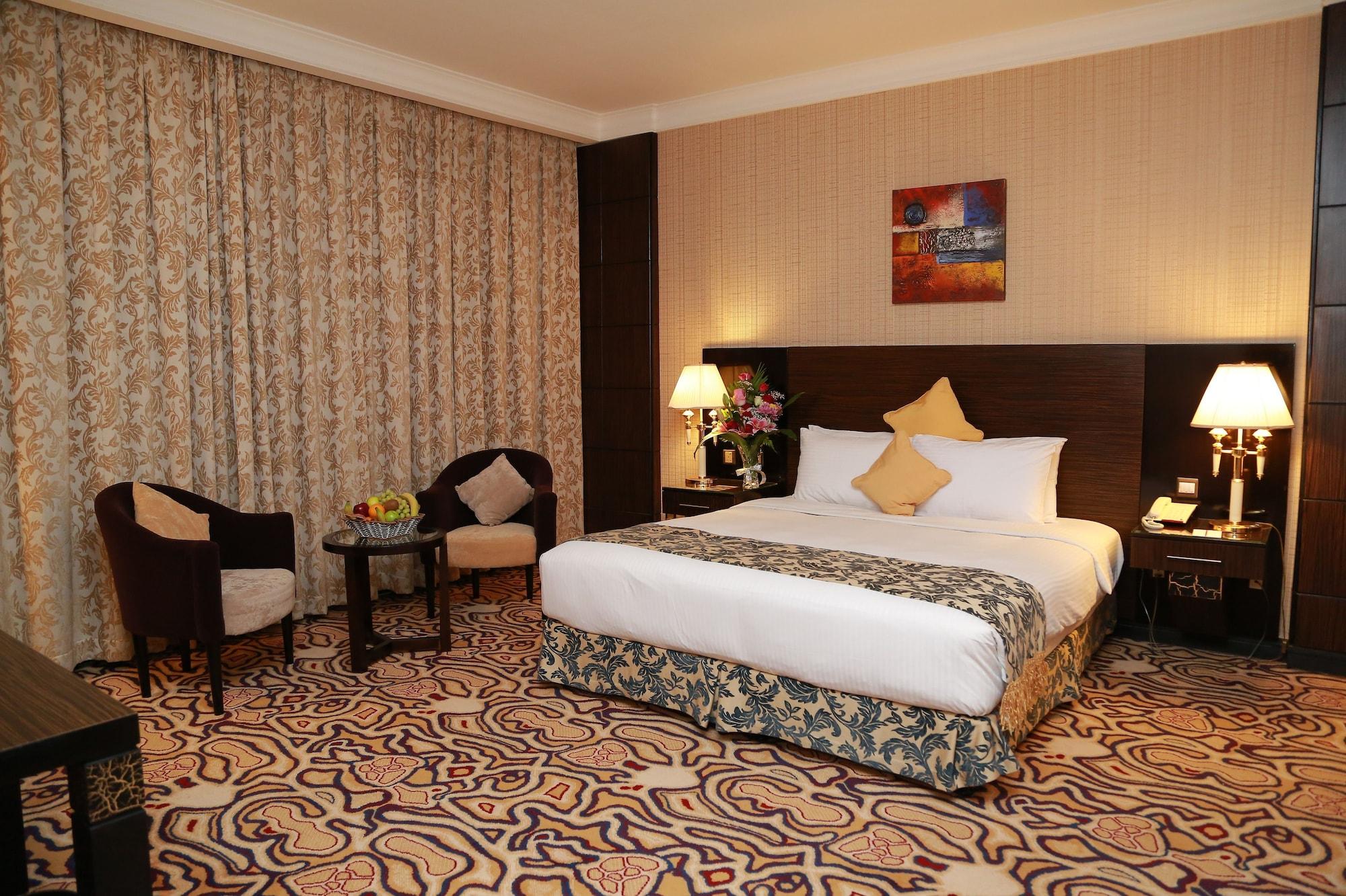 ชาร์ญะห์ พาเลซ โฮเต็ล Hotel ชาร์จาห์ ภายนอก รูปภาพ