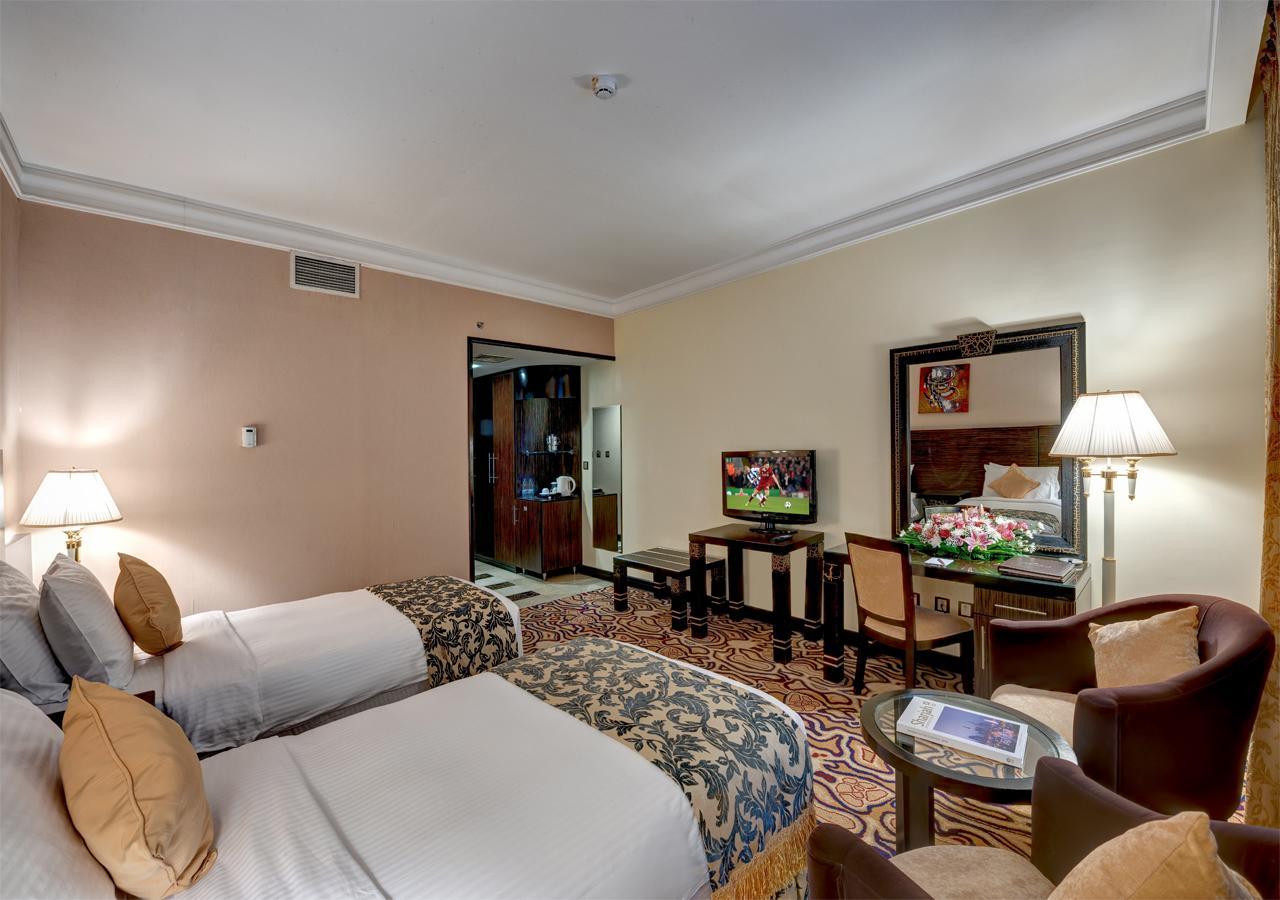 ชาร์ญะห์ พาเลซ โฮเต็ล Hotel ชาร์จาห์ ภายนอก รูปภาพ