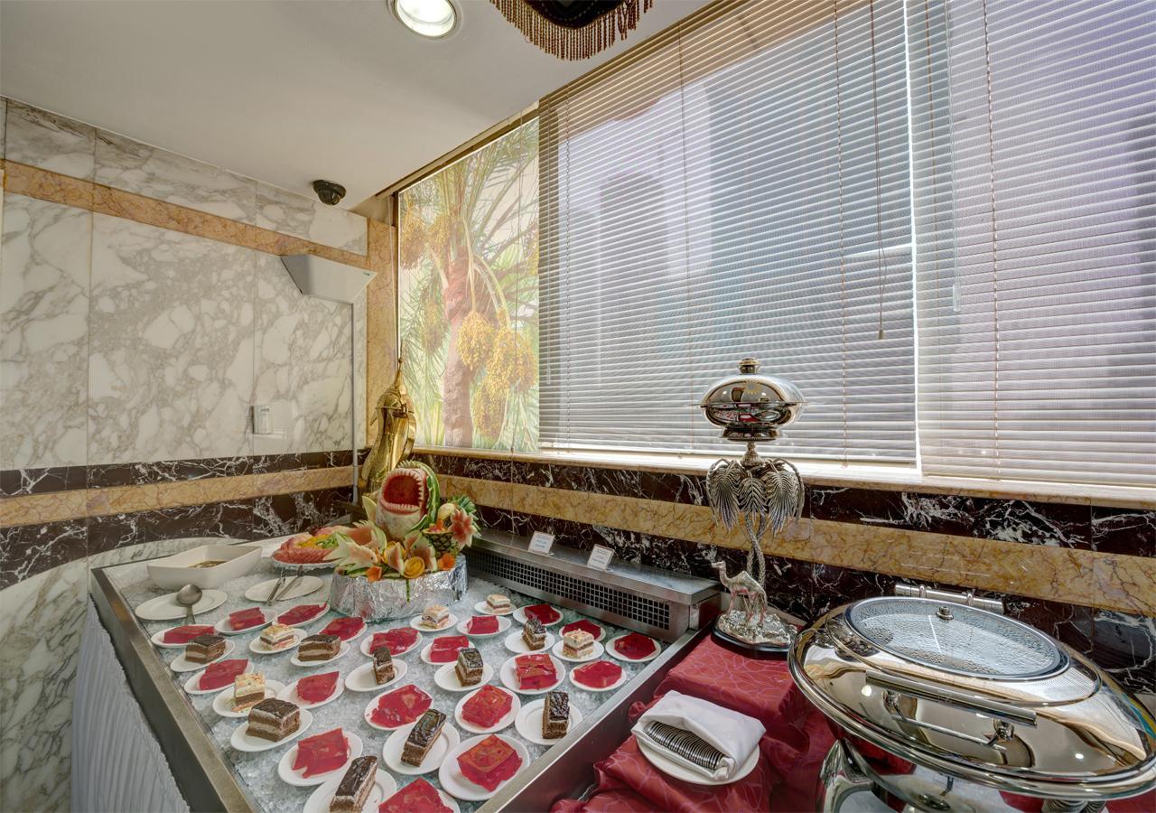 ชาร์ญะห์ พาเลซ โฮเต็ล Hotel ชาร์จาห์ ภายนอก รูปภาพ